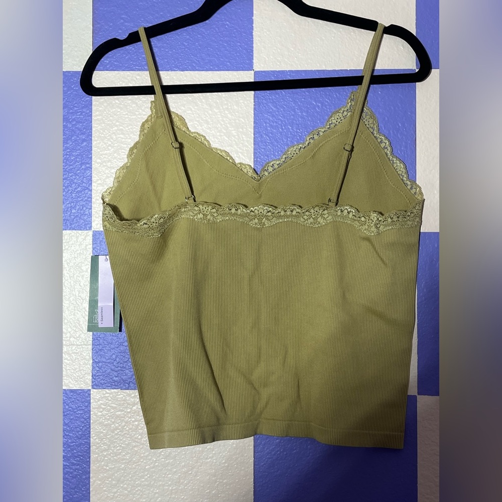 NWT Wild Fable Seamless Ribbed Cami Tank w Lace Trim in Beige Tan Game Day - Picture 2 of 5